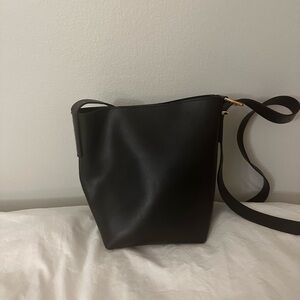 Madewell Essential Mini Bucket Tote